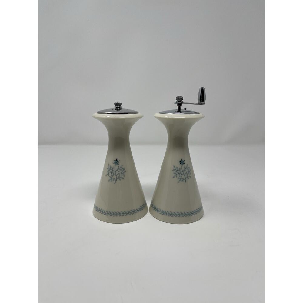 Lenox Fine China Wyndcrest Sat and‎ Pepper Mill Set Vintage Ivory 1970's
